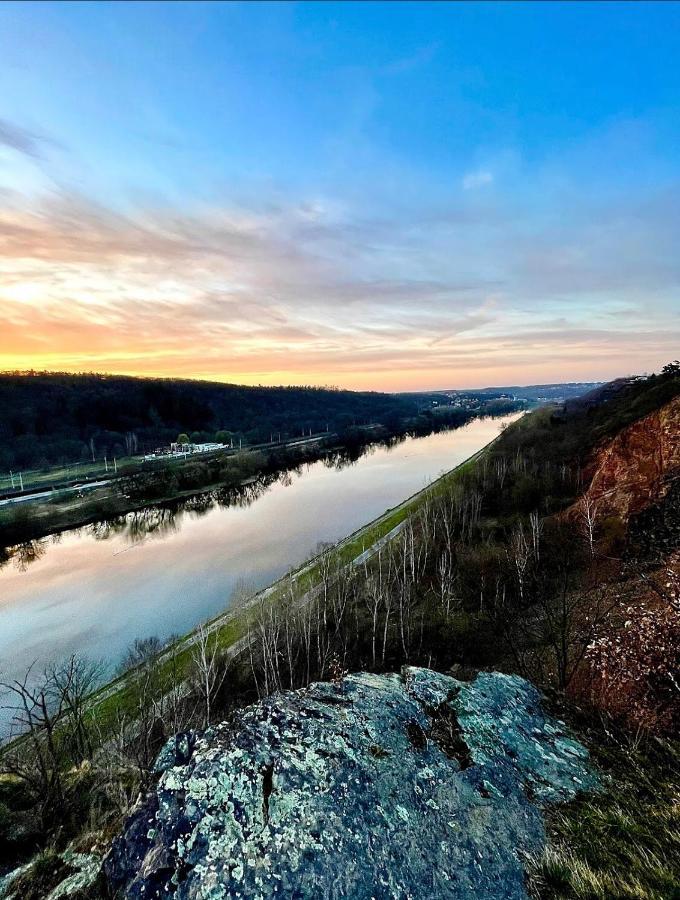 Apartmán D Vyhlídka nad řekou Zdiby Esterno foto